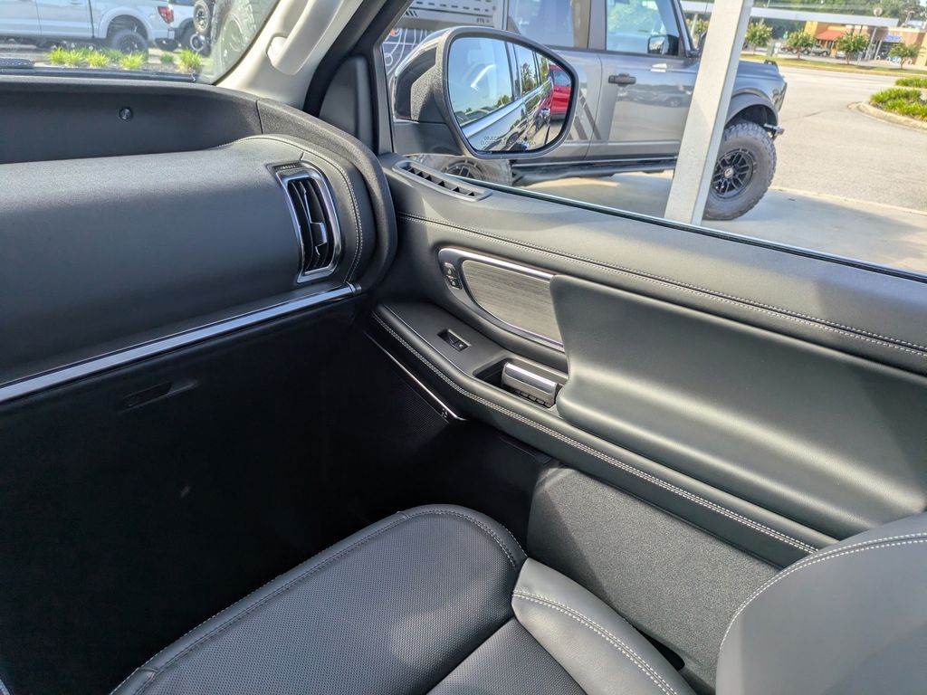 2027 Ford Expedition Max 