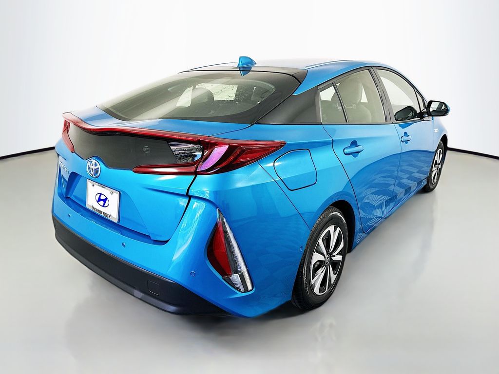 Thumbnail: 2019 Toyota Prius Prime - 5