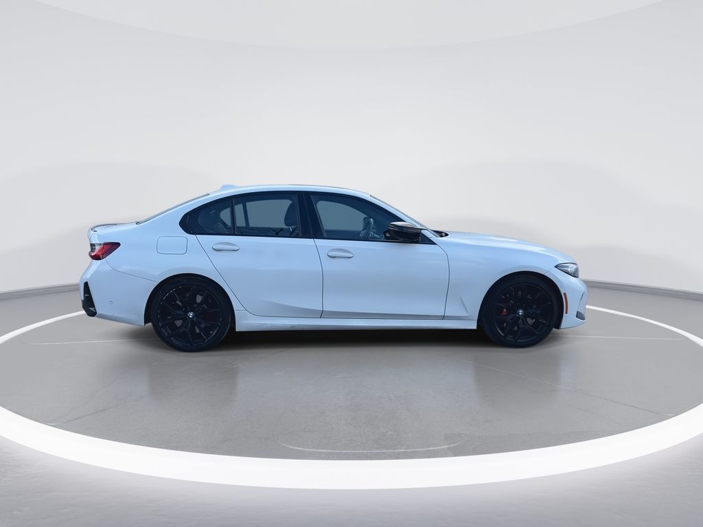 Thumbnail: 2025 BMW 3 Series - 9