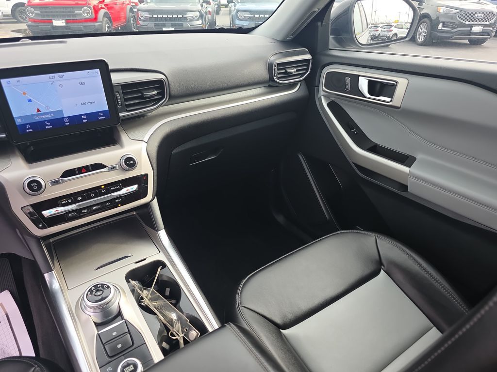 Certified Used 2023 Gray Ford XLT image 24