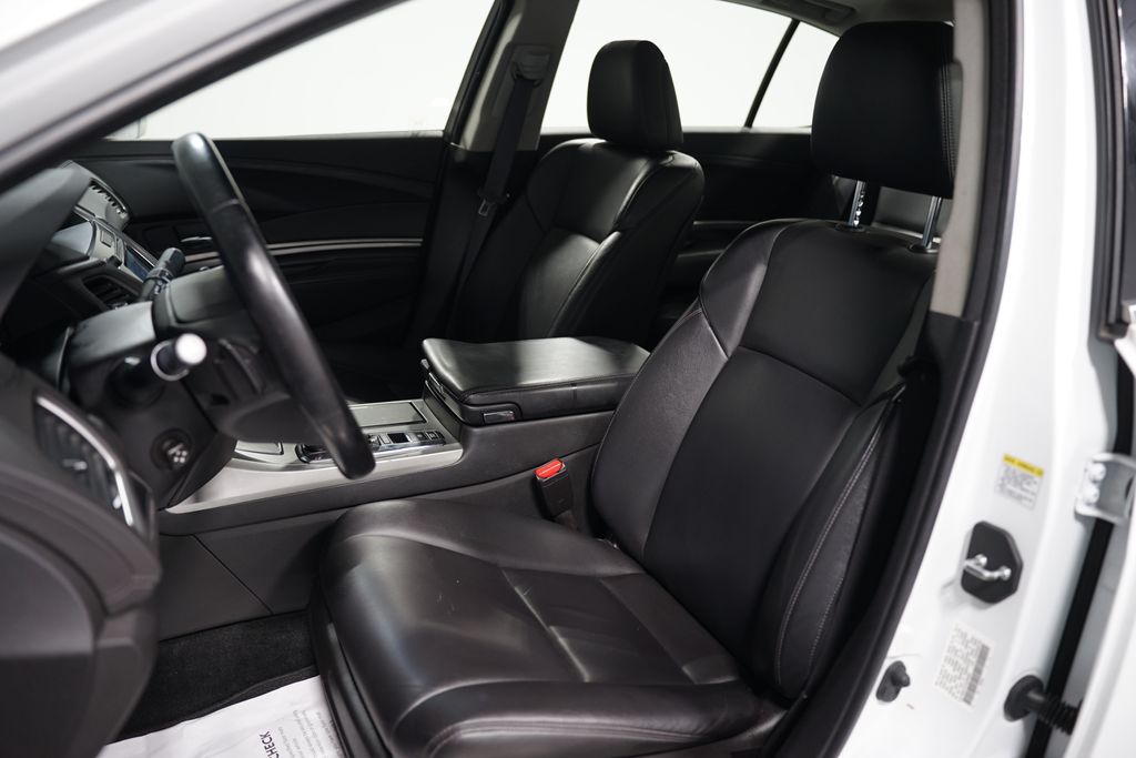 2014 Acura RLX  25