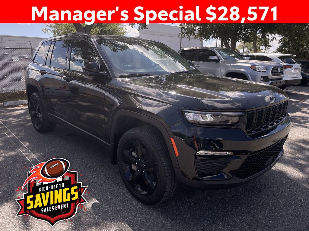 Diamond Black 2023 Jeep Grand Cherokee SUV / Crossover Four-Wheel Drive 8-Speed Automatic