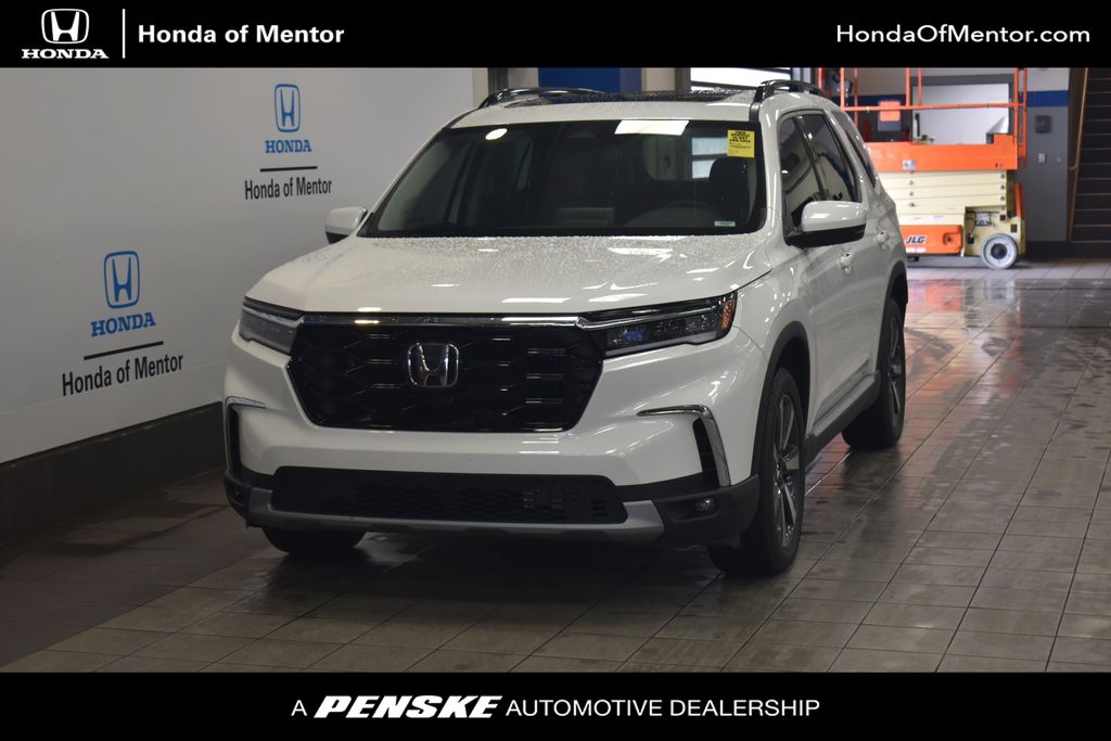 Thumbnail: 2023 Honda Pilot - 1