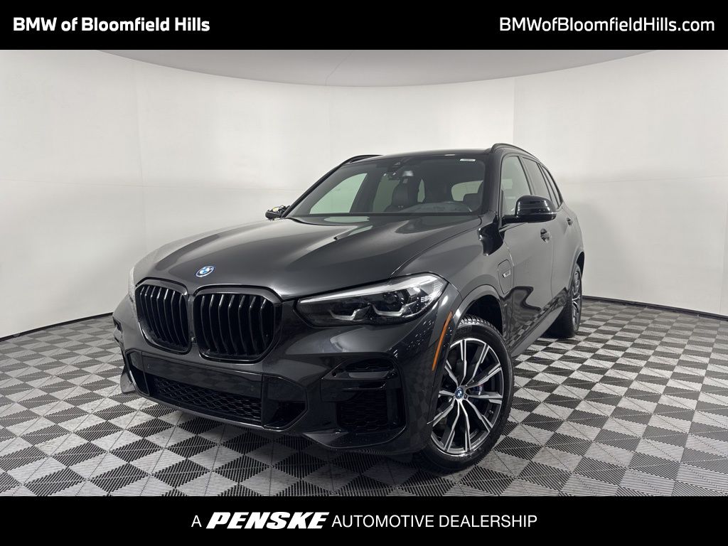 Thumbnail: 2022 BMW X5 - 1