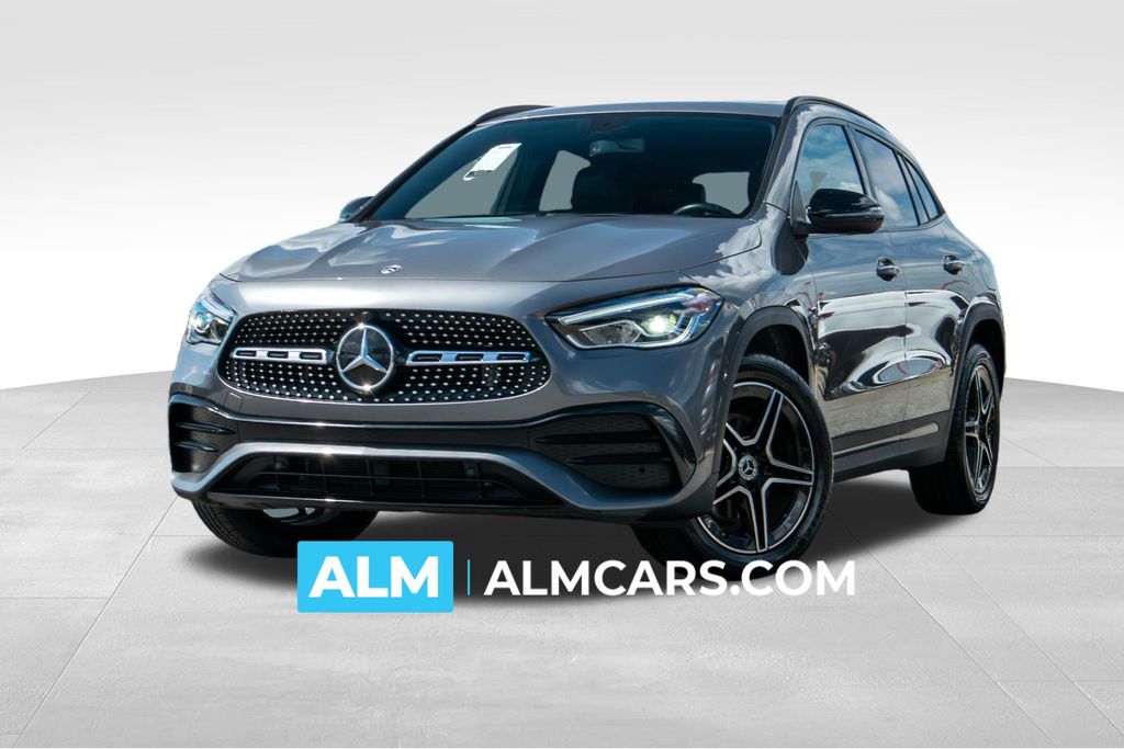 2023 Mercedes-Benz GLA Base's photo