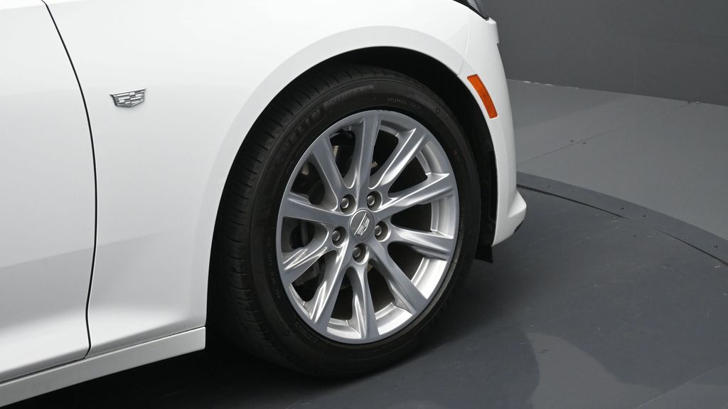 Used 2024 White Cadillac Luxury image 6