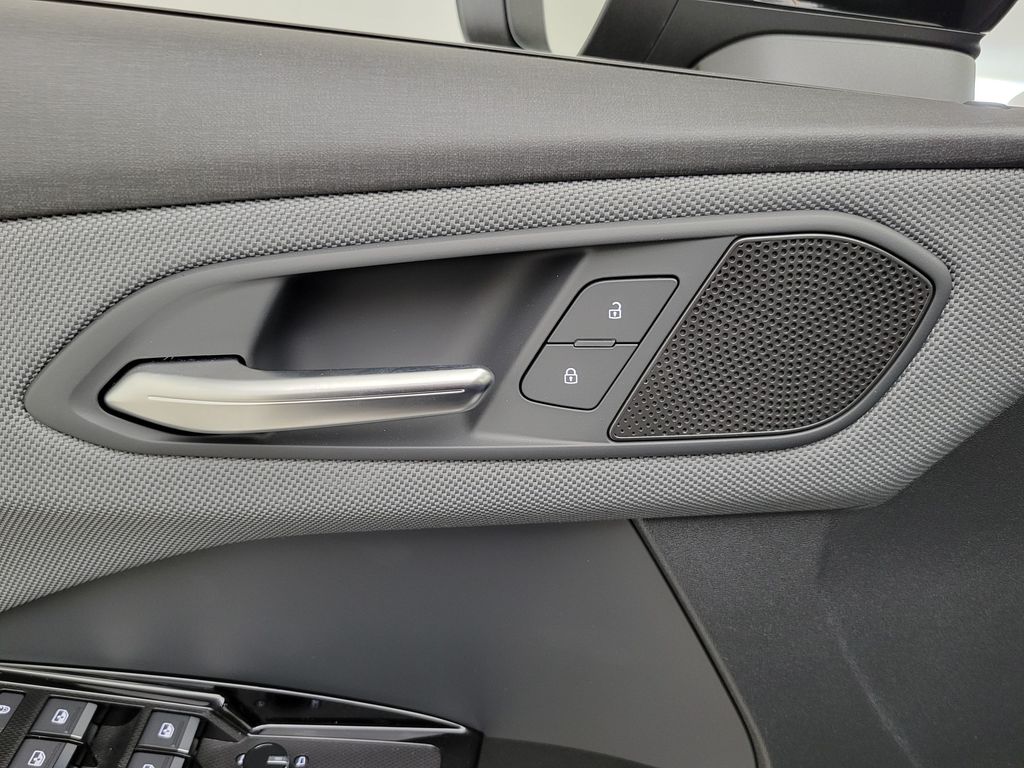 Thumbnail: 2026 Audi Q3 - 32