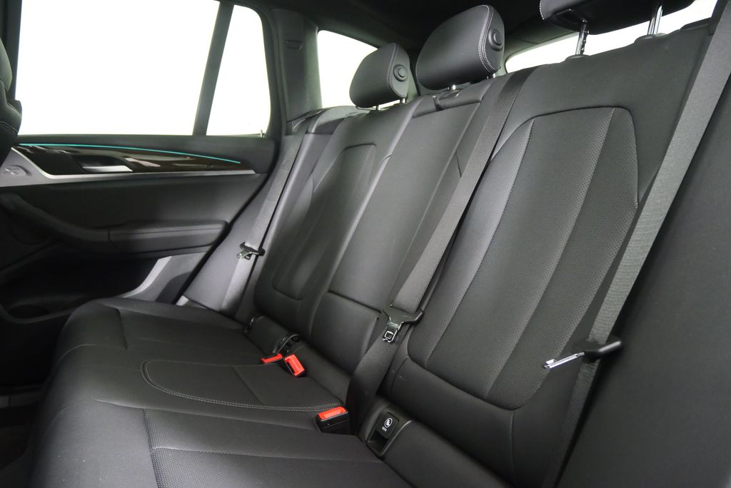 Thumbnail: 2023 BMW X3 - 15