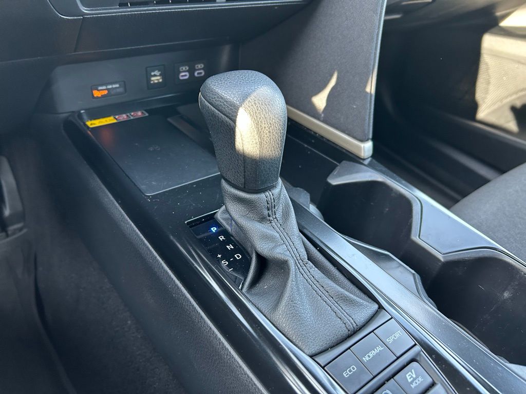 Thumbnail: 2025 Toyota Camry - 26