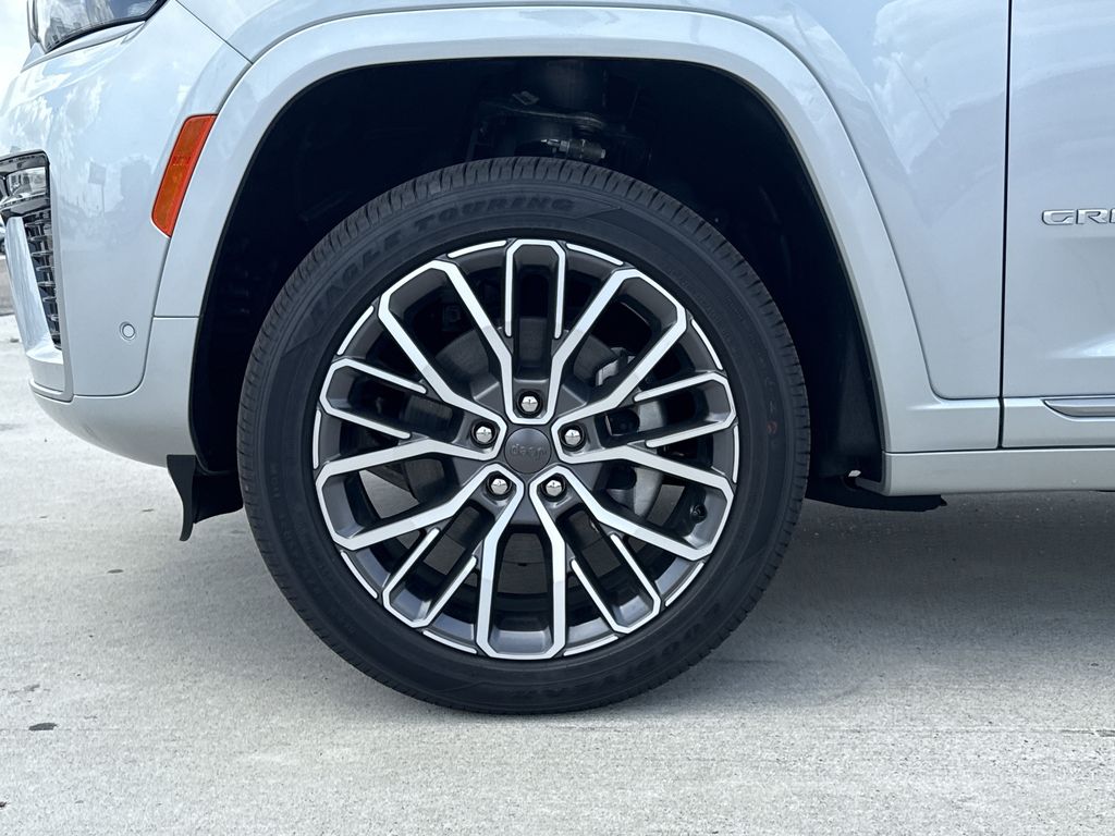 2026 Jeep Grand Cherokee L Summit - 8
