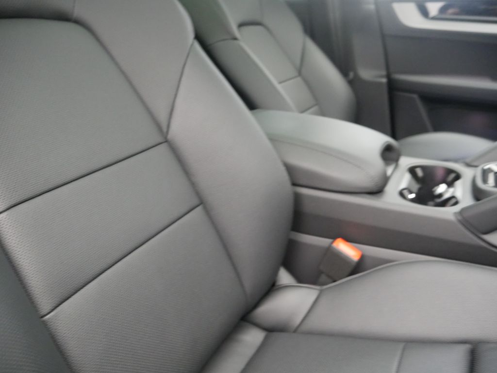 Thumbnail: 2026 Porsche Cayenne - 31