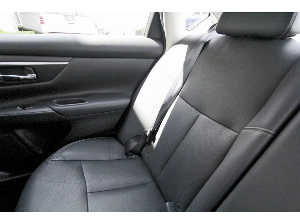 2016 Nissan Altima 2.5 SL Black at Mac Haik CDJR North Houston