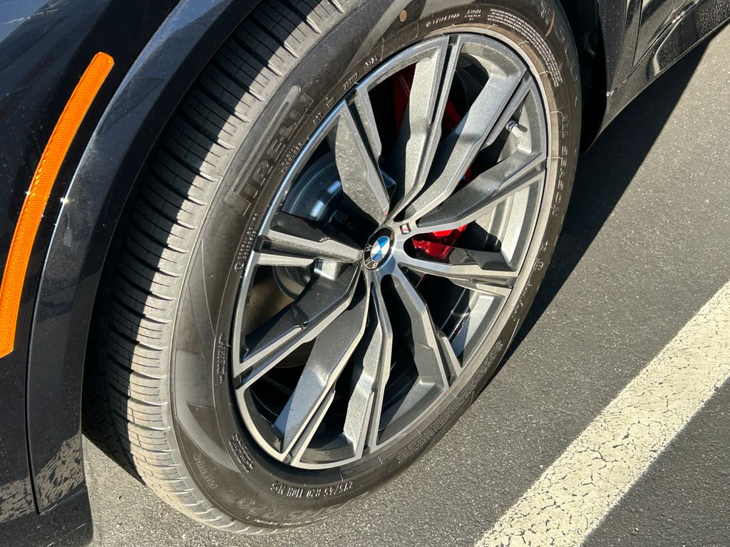 Thumbnail: 2026 BMW X5 - 3