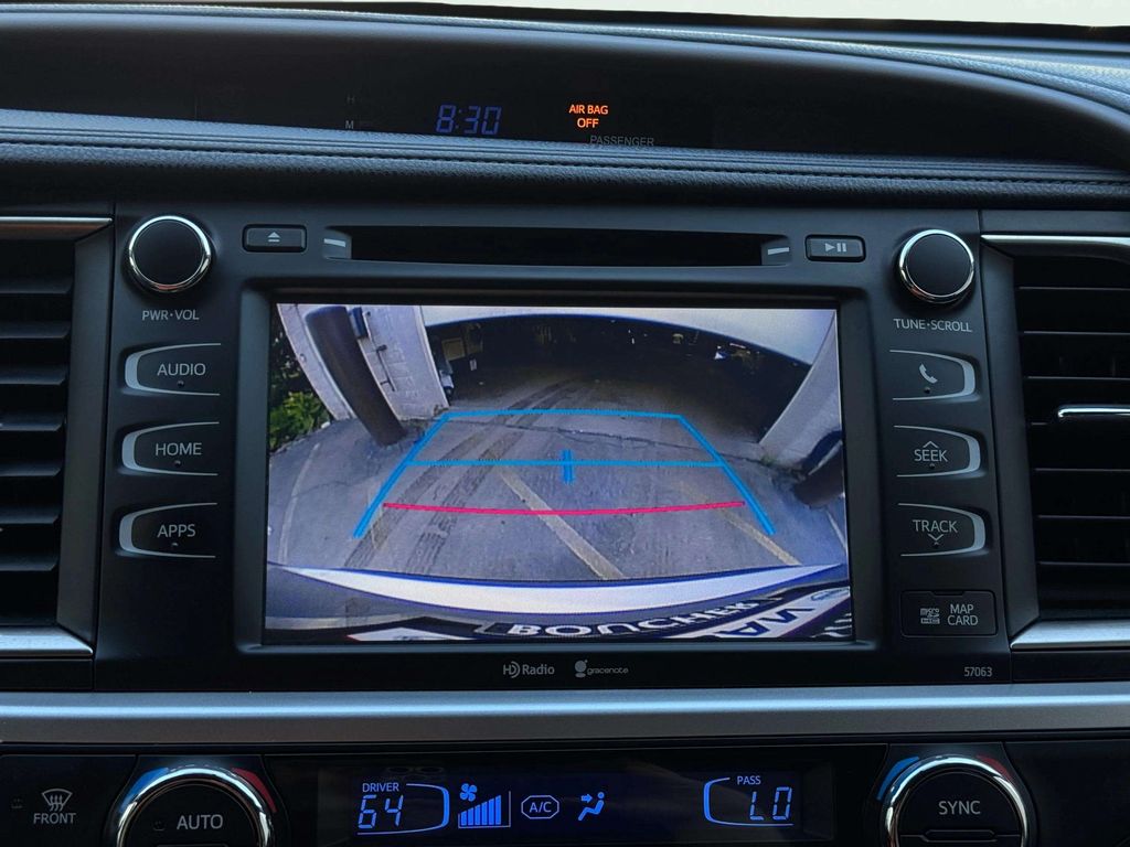 Used 2015 Silver Sky Metallic Toyota XLE V6 image 14
