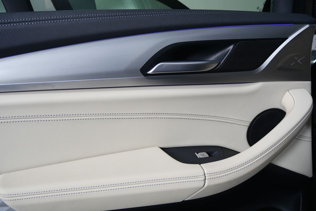 Thumbnail: 2020 BMW X3 - 14