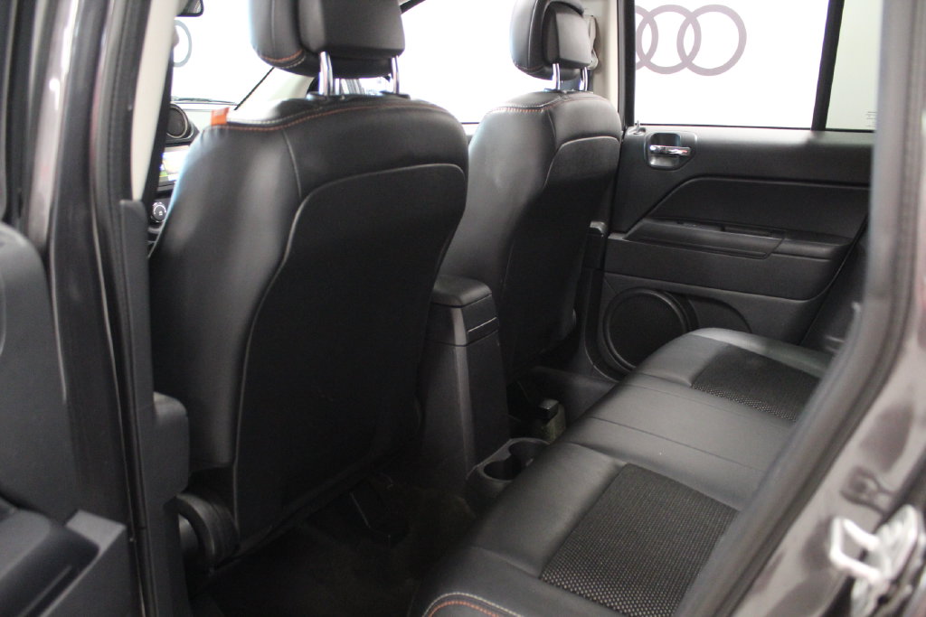 Thumbnail: 2016 Jeep Compass - 20