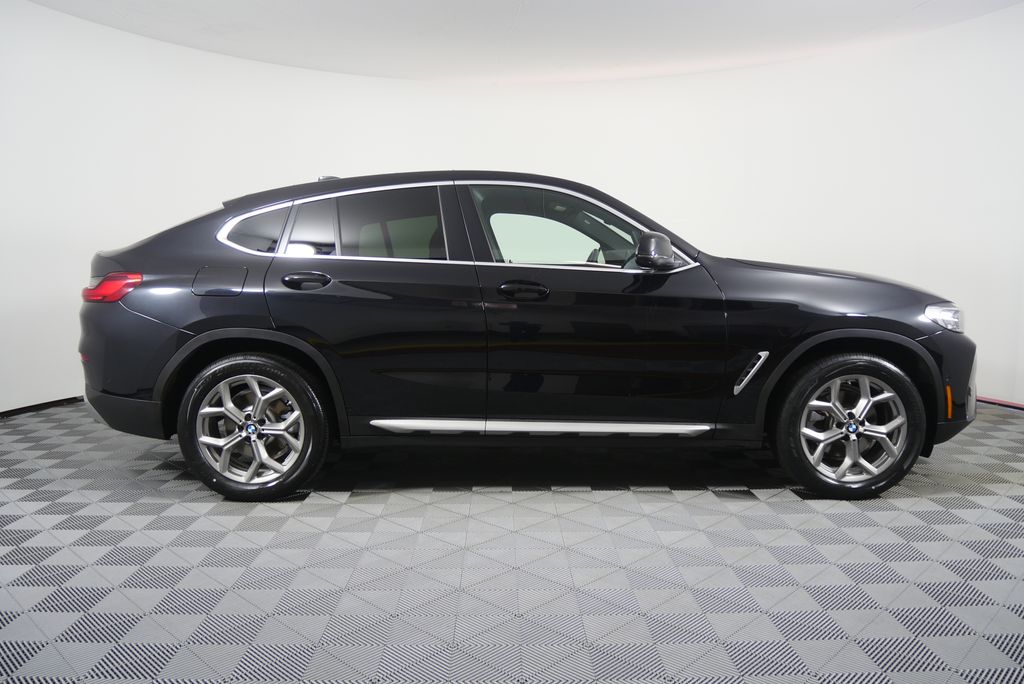 Thumbnail: 2024 BMW X4 - 2