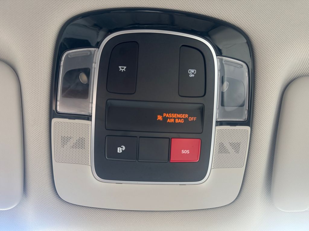 2025 Hyundai Tucson SEL Gray at Auto Express Mitsubishi