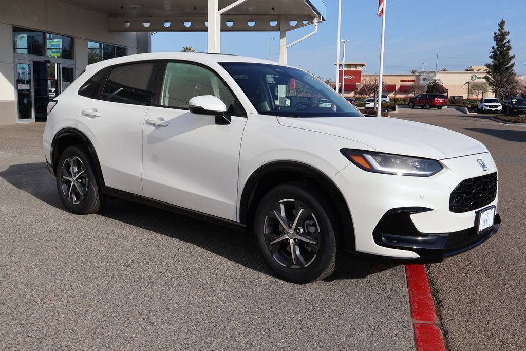 Thumbnail: 2027 Honda HR-V - 3