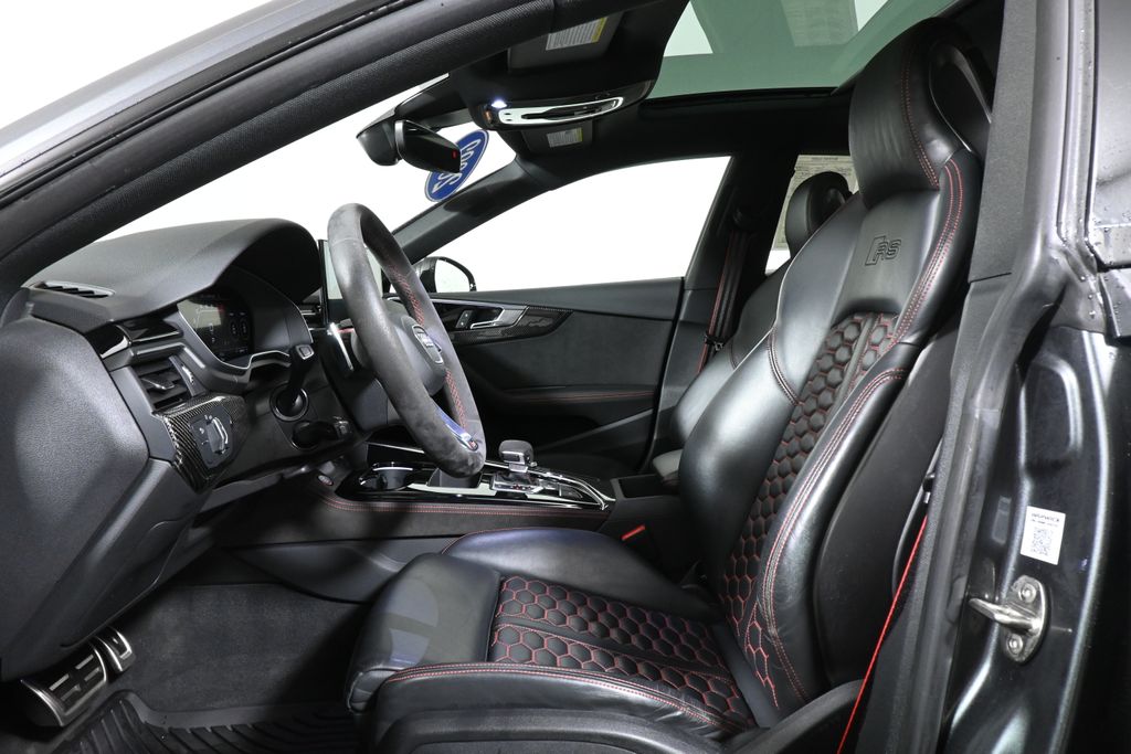 Thumbnail: 2022 Audi RS 5 - 3