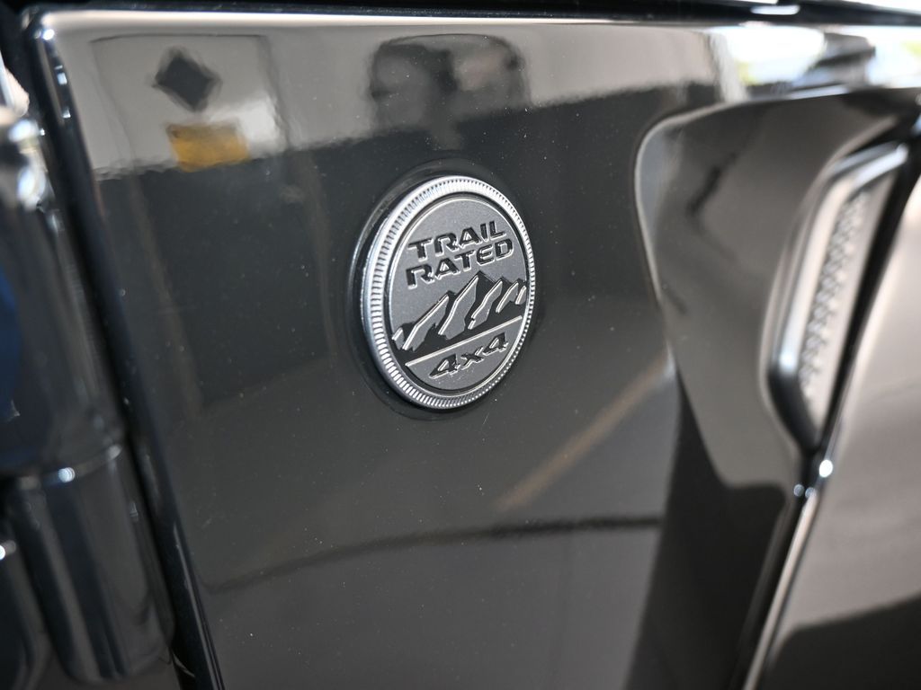 New 2026 Black Clearcoat Jeep Sahara image 42