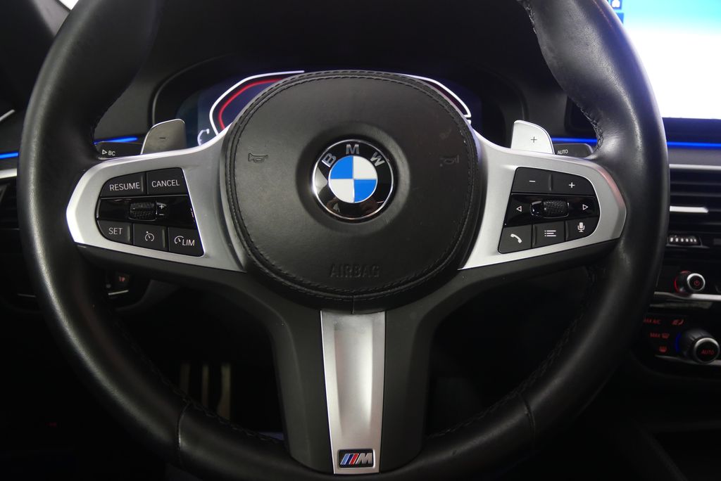 Thumbnail: 2023 BMW 5 Series - 17