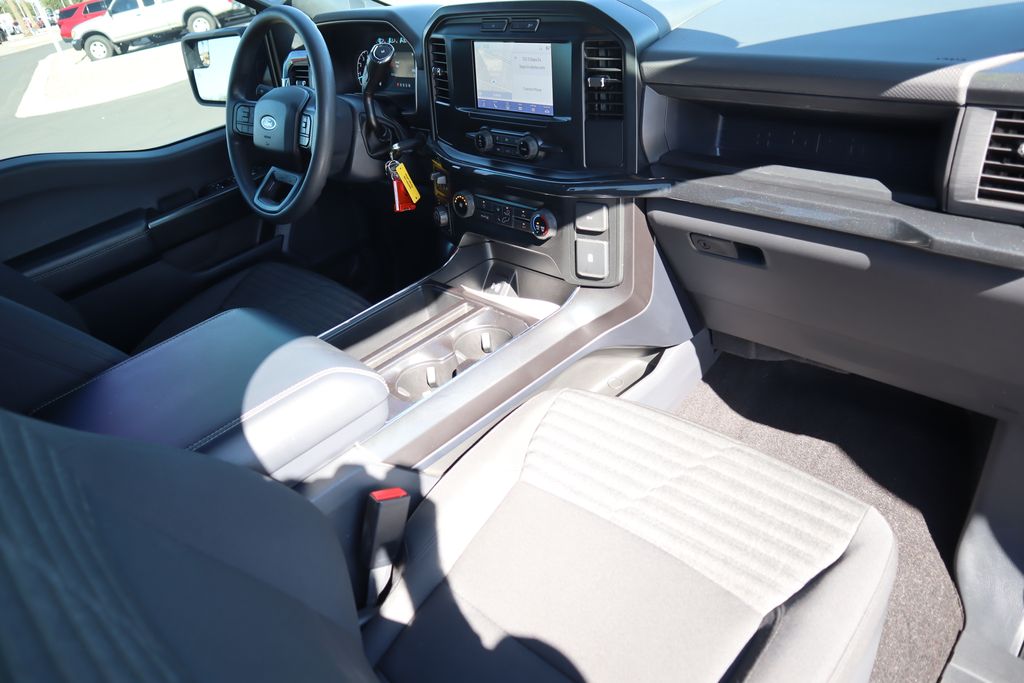 Thumbnail: 2022 Ford F-150 - 17