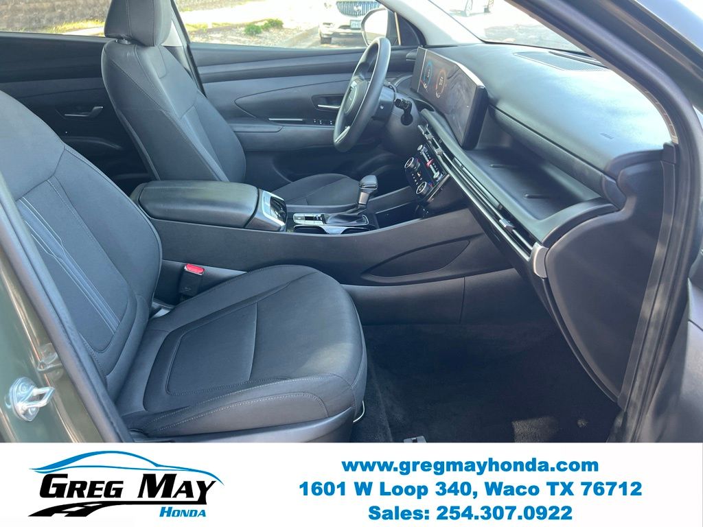 2025 Hyundai Tucson SEL Green at Greg May Honda