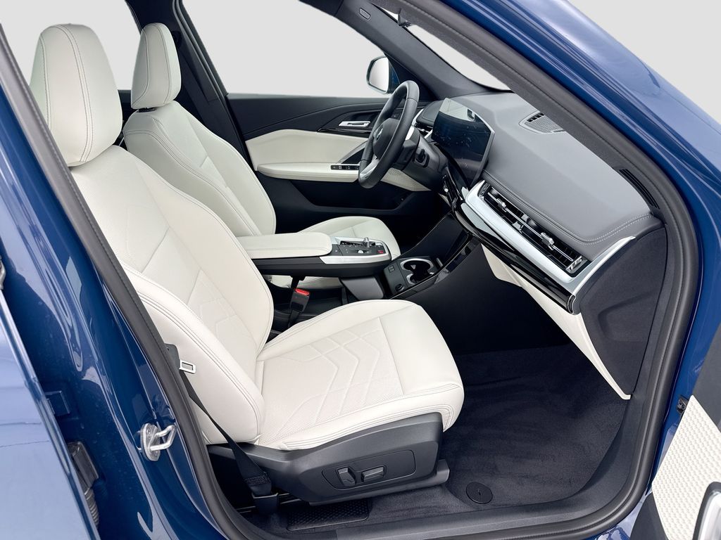 Thumbnail: 2026 BMW X1 - 19