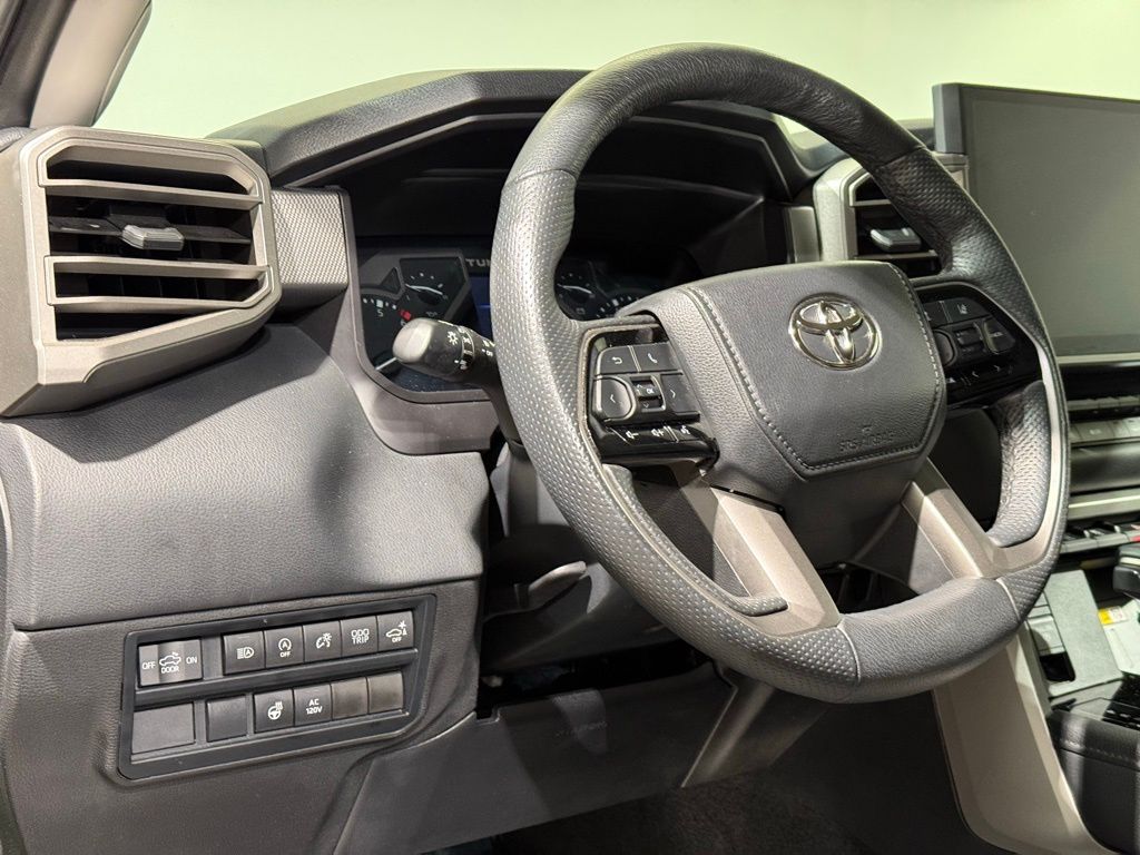 Thumbnail: 2023 Toyota Tundra - 16