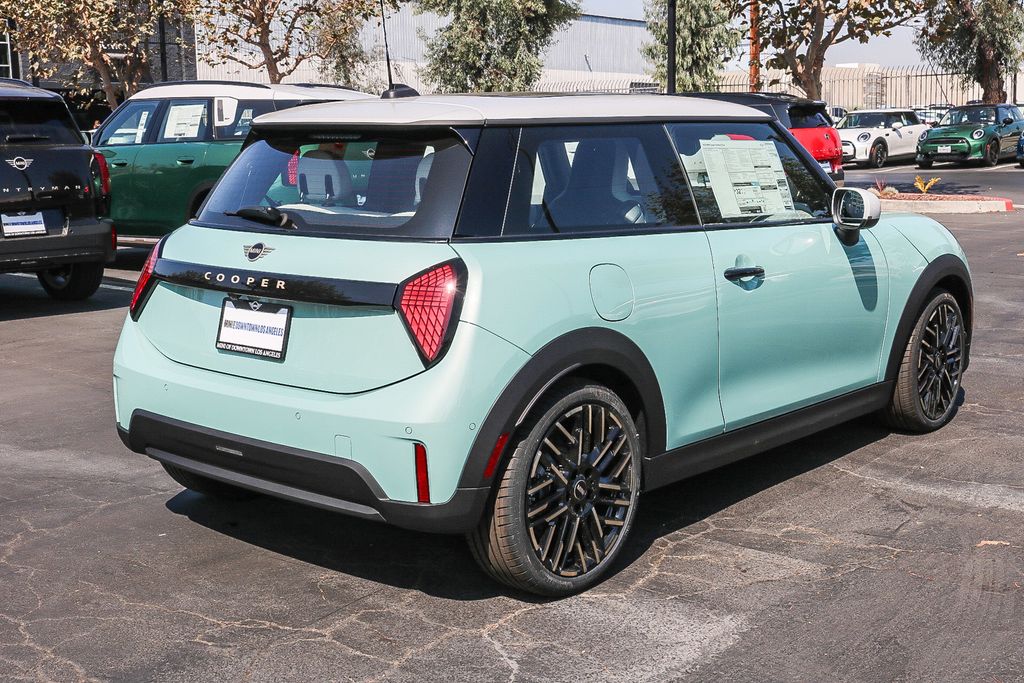 2025 MINI Cooper  8