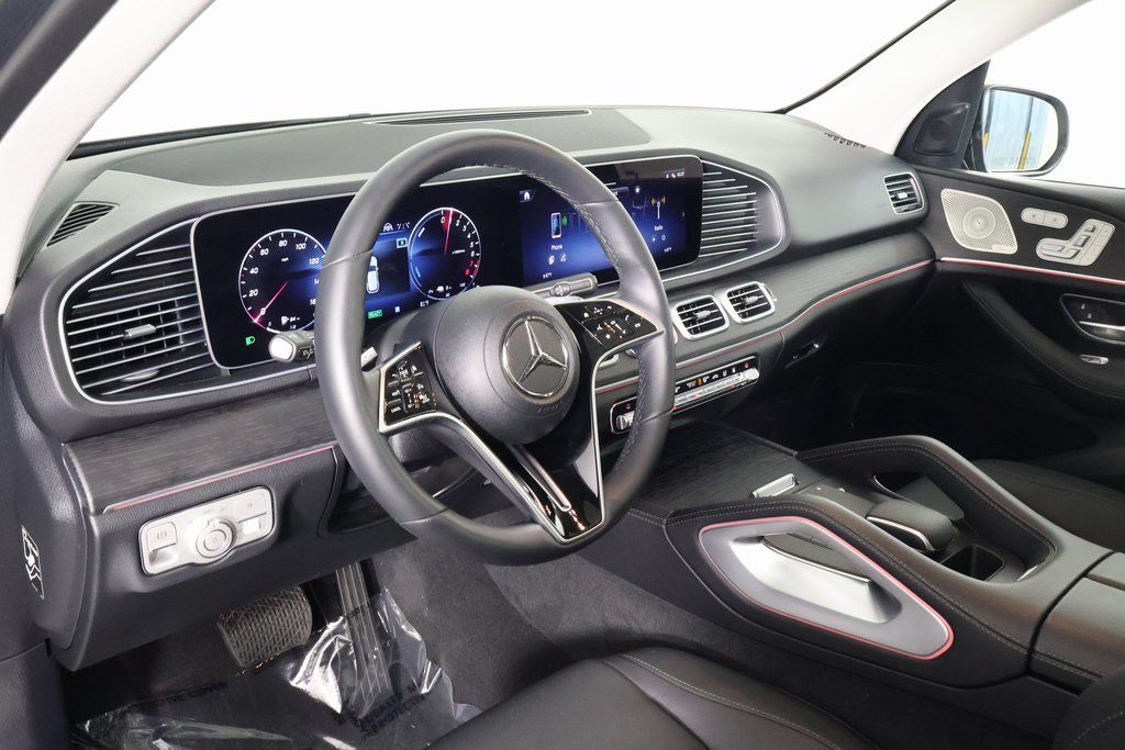 Thumbnail: 2025 Mercedes-Benz GLE - 7