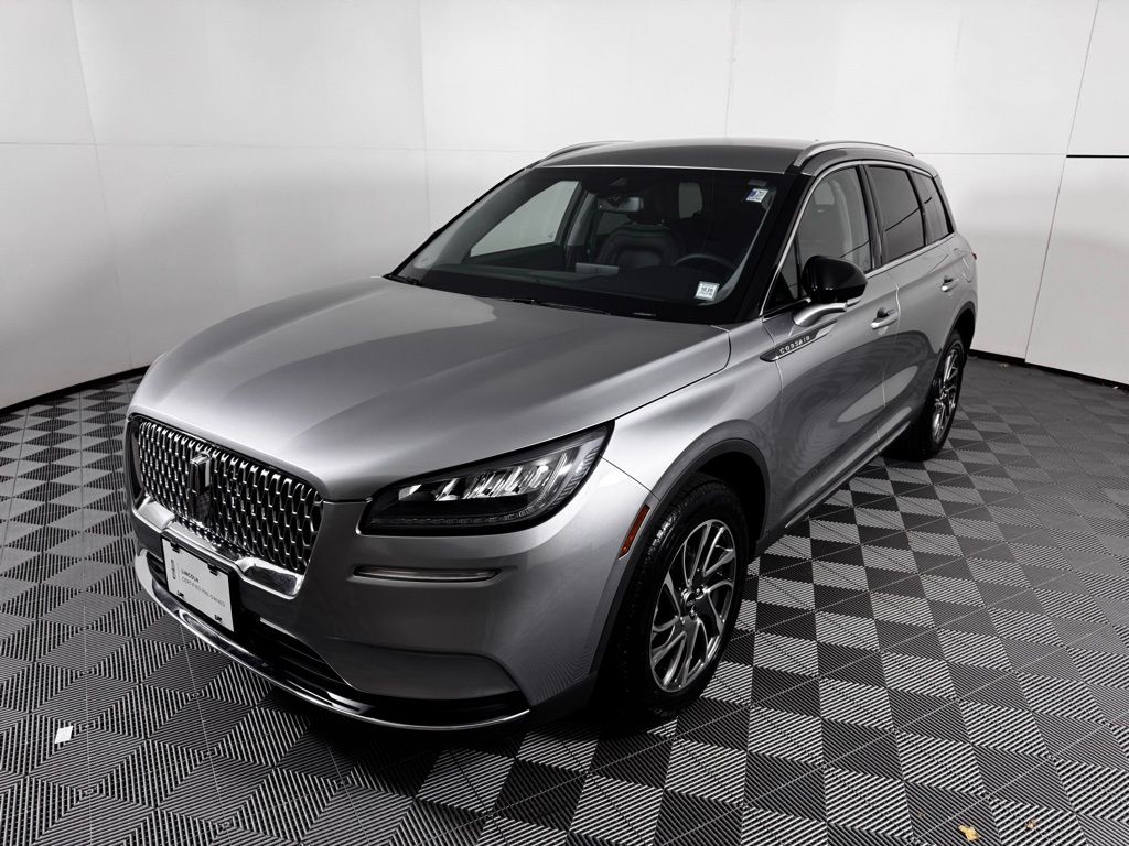 Certified Used 2022 Silver Lincoln Standard image 3