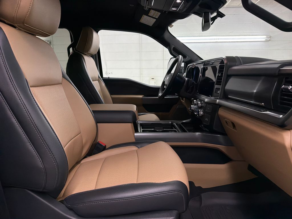 New 2026 White Ford Lariat image 27