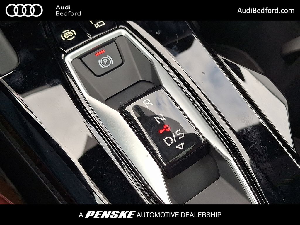 Thumbnail: 2025 Audi SQ5 - 12