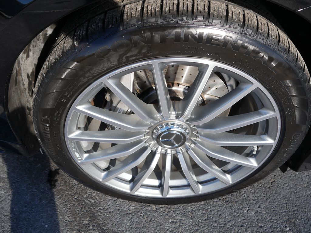 Thumbnail: 2023 Mercedes-Benz AMG GT - 17