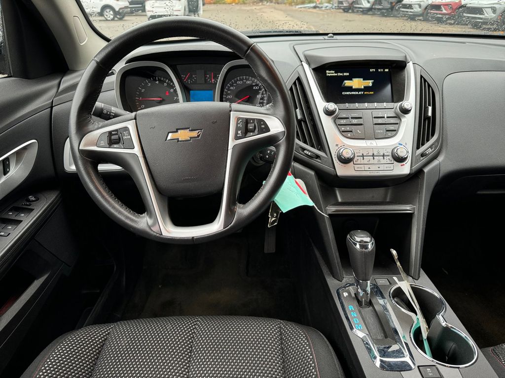 2017 Chevrolet Equinox LT 9