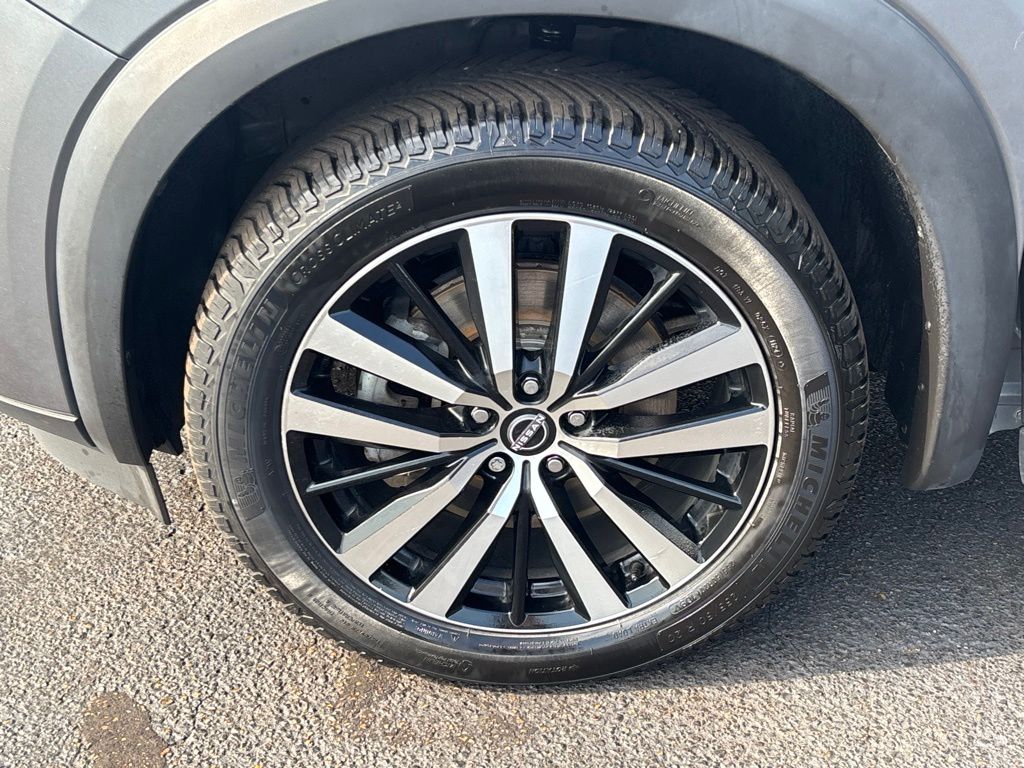 Used 2023 Nissan Pathfinder SUV