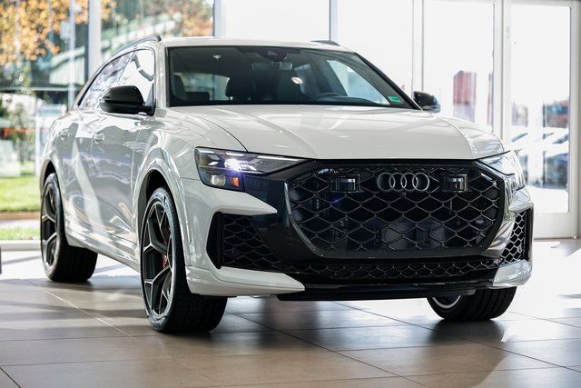 Glacier White Metallic 2026 Audi RS Q8 SUV / Crossover All-Wheel Drive 8-Speed Automatic