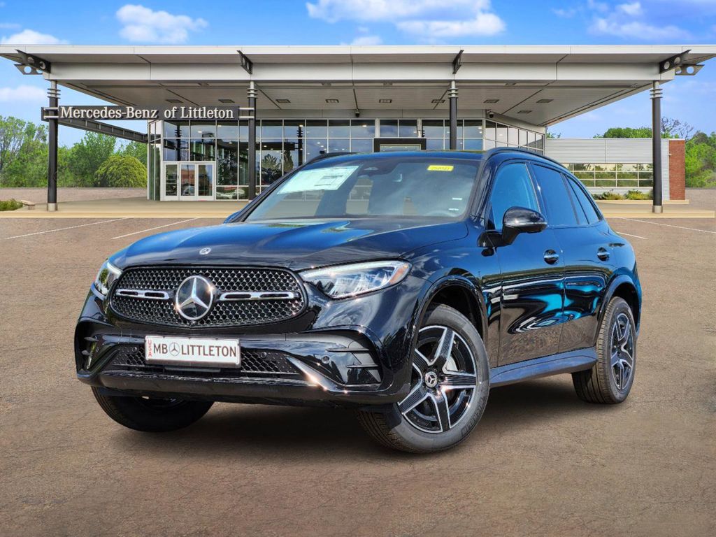 2025 Mercedes-Benz GLC GLC 300 1