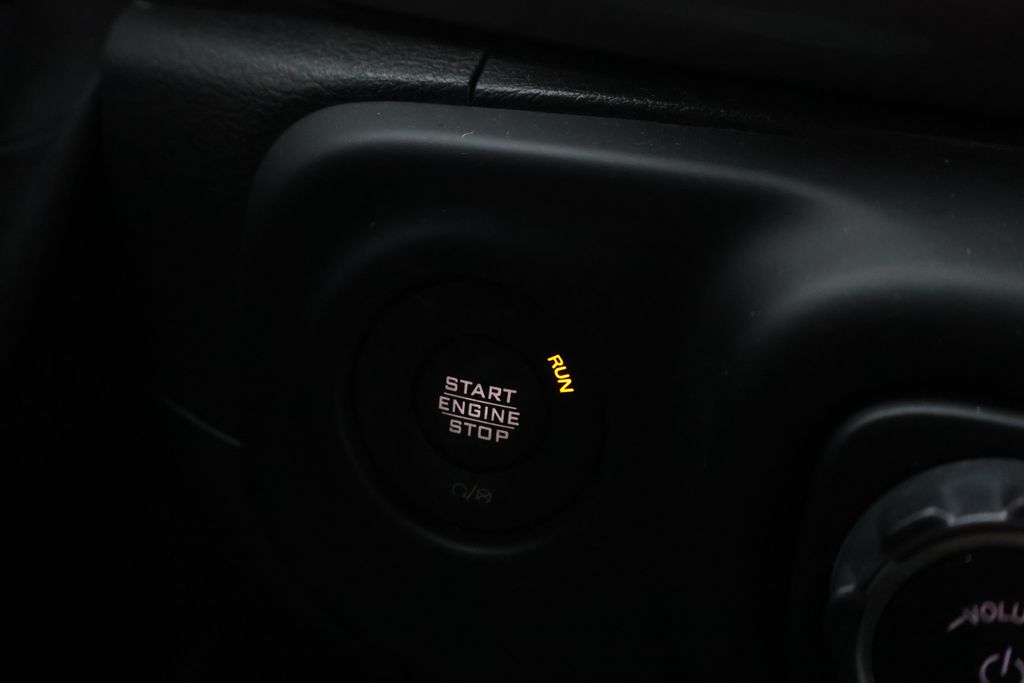 Thumbnail: 2020 Jeep Gladiator - 27