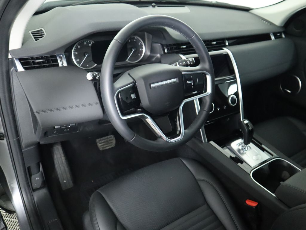 Thumbnail: 2023 Land Rover Discovery Sport - 9