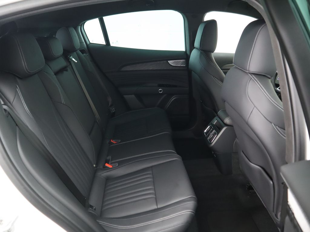 Thumbnail: 2025 Maserati Grecale - 23