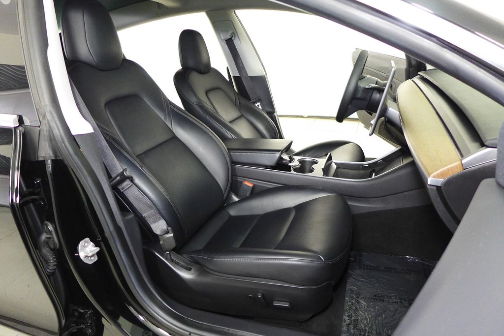 2019 Tesla Model 3 Standard Range 19
