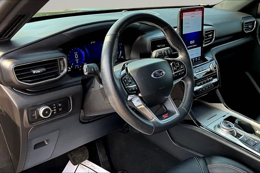 Used 2023 Ford Explorer SUV