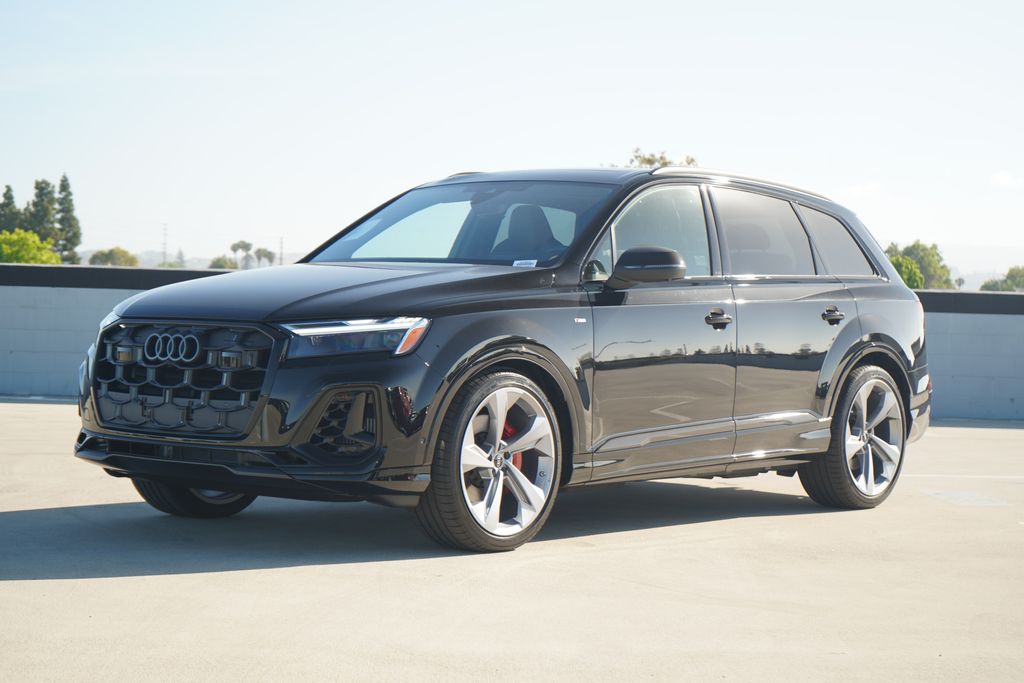 Thumbnail: 2026 Audi Q7 - 1