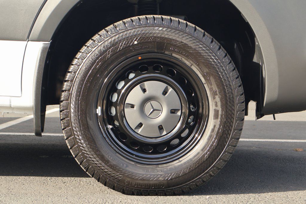 Thumbnail: 2026 Mercedes-Benz Sprinter - 10