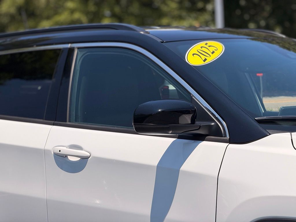 2025 Jeep Compass Limited Bright White Clearcoat - Jim Hudson Acura - Image 7