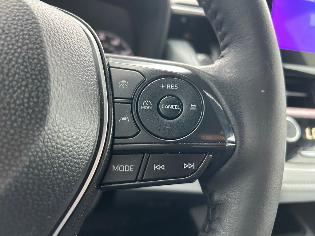 2024 Toyota Corolla SE 18