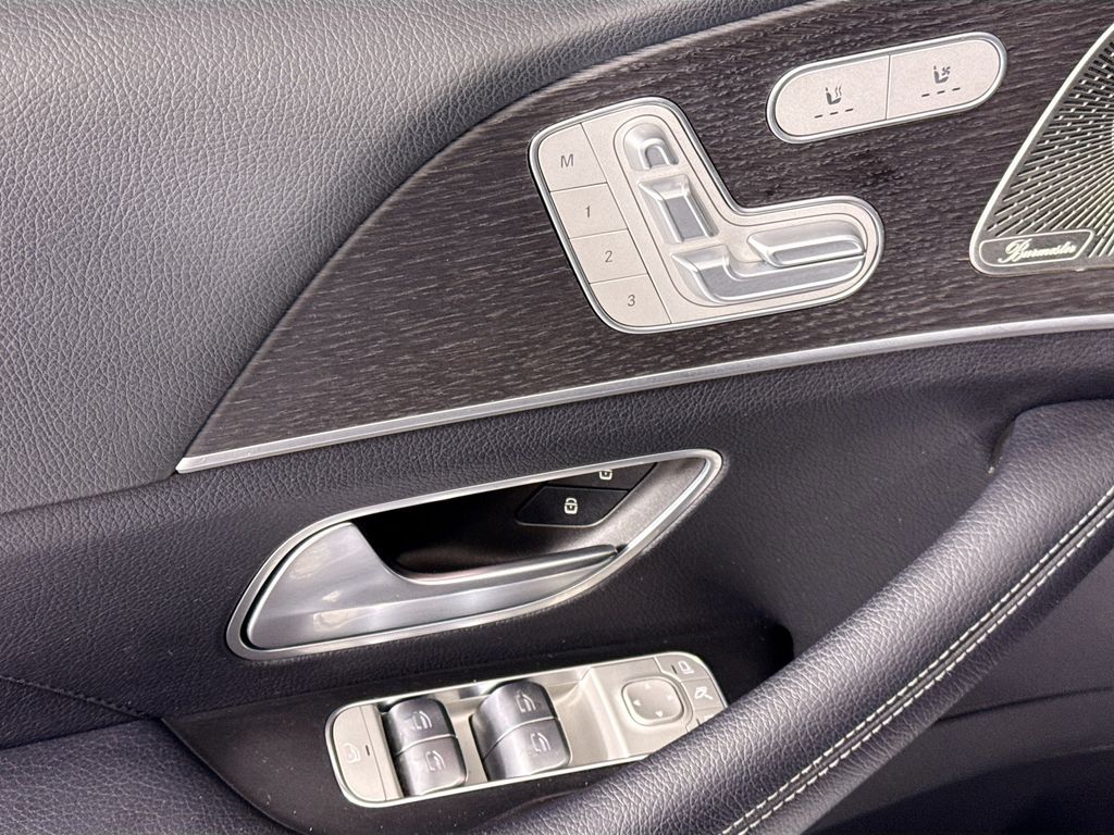 Thumbnail: 2021 Mercedes-Benz GLE - 24